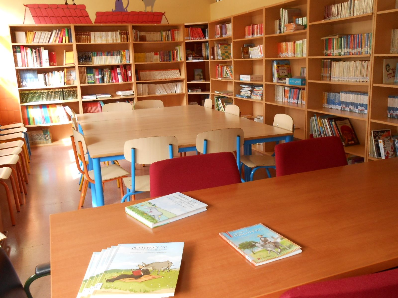 MOCIÓN PARA INSTAR A LA JUNTA DE CASTILLA Y LEÓN A DOTAR  AL COLEGIO MIGUEL HERNÁNDEZ DE LAGUNA DE DUERO, DE PERSONAL PARA DESDOBLAR 5º DE PRIMARIA.