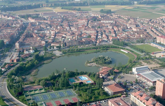 MOCIÓN DE AGRADECIMIENTO A CIUDADANÍA DE LAGUNA DE DUERO, A LOS EMPLEADOS MUNICIPALES Y LAS DIFERENTES INSTITUCIONES Y AGRUPACIONES DE VOLUNTARIOS POR SU ACTUACIÓN Y COMPROMISO ANTE LA COVID-19