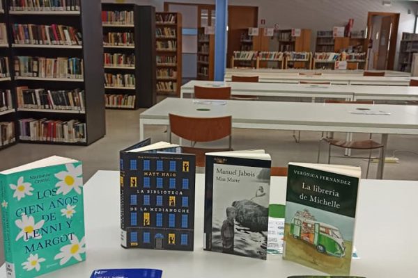 MOCIÓN SOLICITANDO MEJORAR LOS SEVICIOS DE LA BIBLIOTECA MUNICIPAL